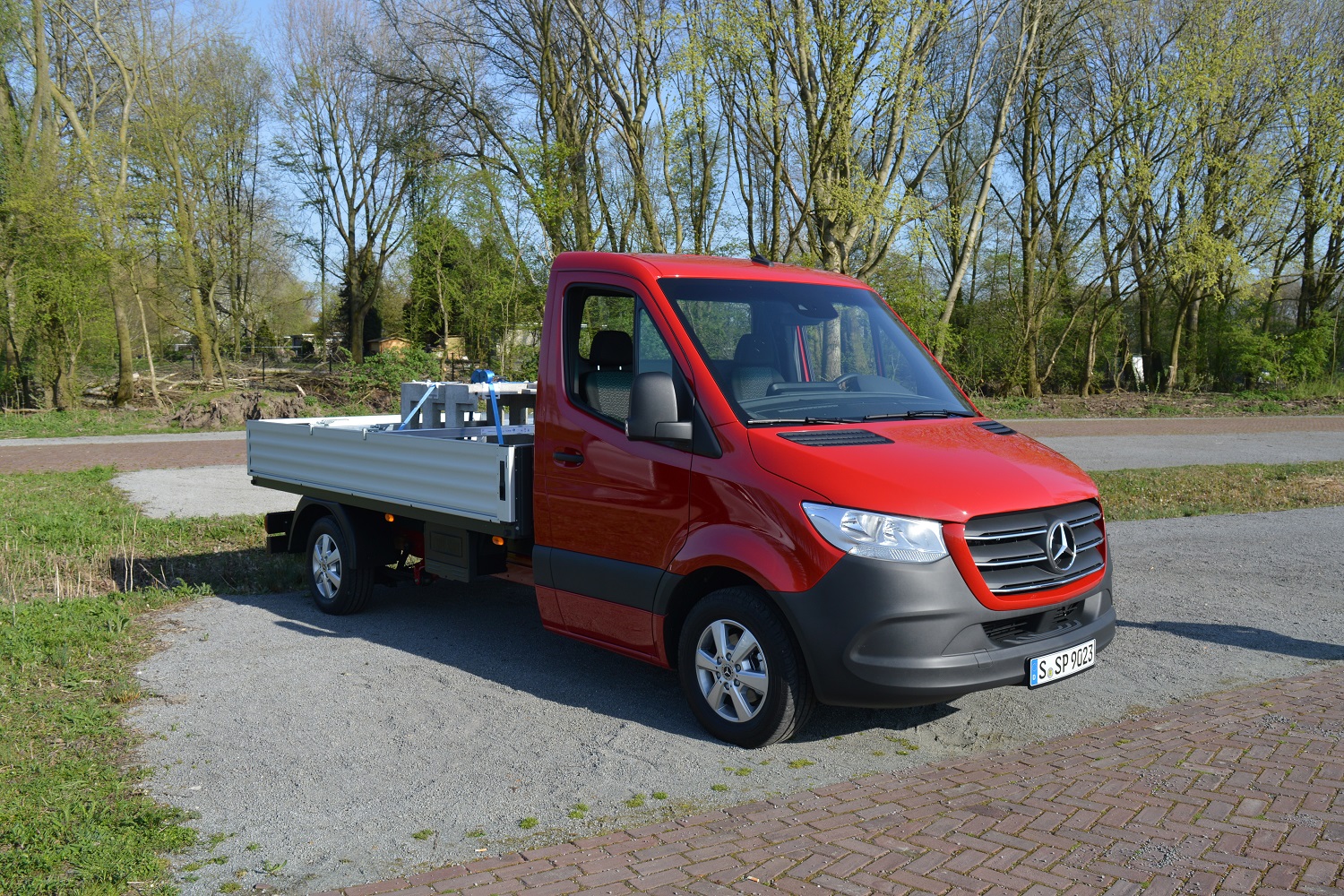 Külön utakon jár a Mercedes Sprinter 18