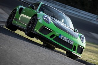 Villámgyorsan ért körbe a Nürburgringen a 911 GT3 RS