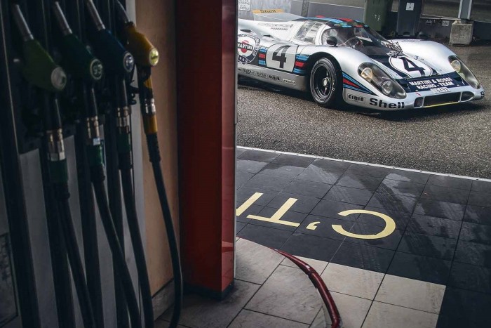Rendszám került erre a Porsche versenyautóra 7