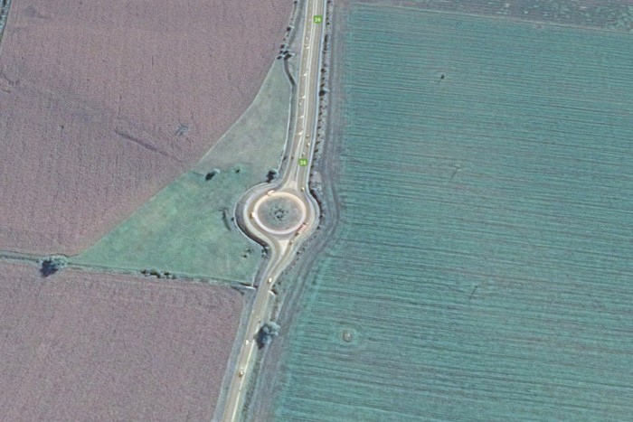 Megfejtettük a rejtélyes kétkijáratos borsodi körforgalmon titkát