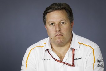 F1: A McLaren-főnök helyretette az ifjoncot