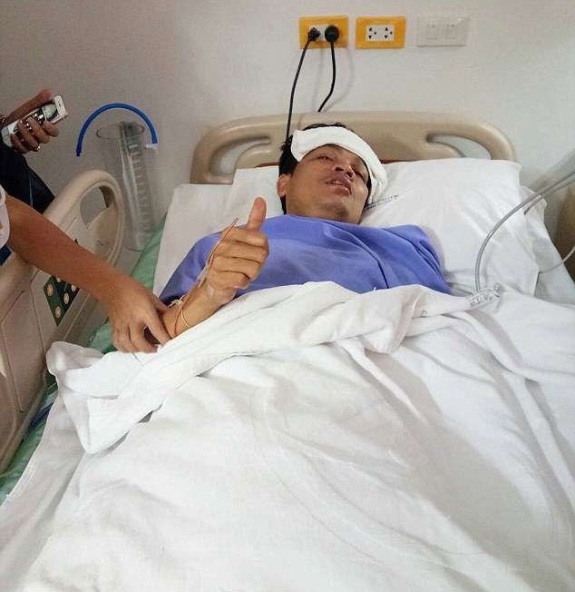 46 tonnás konténer lapította ki autóját, túlélte 3