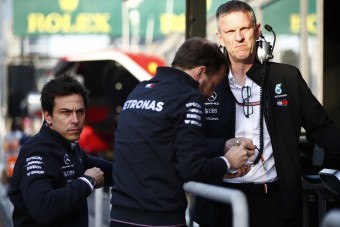 F1: Wolff kiakadt az árulkodó FIA-ra