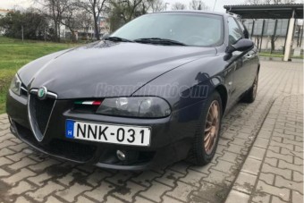 Ha ilyen autód van, ragadnak rád a nők, ha kell, ha nem