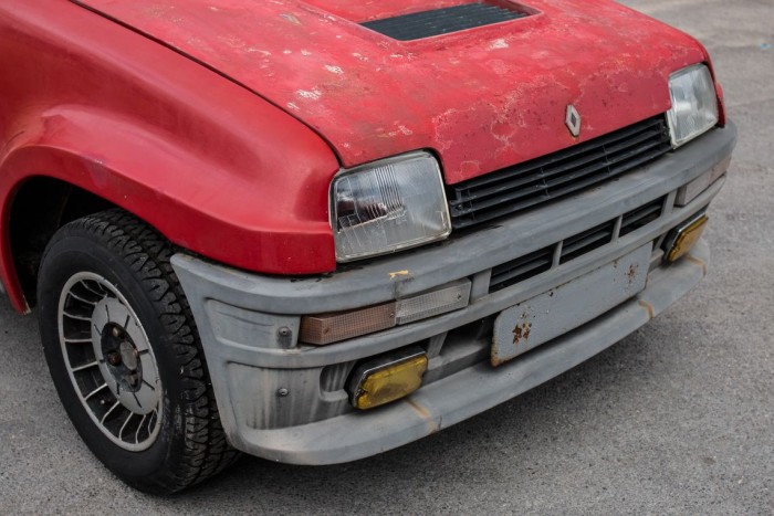 Francia ritkaságot találtak egy raktárban