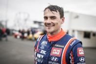 Ütközés vetett véget Michelisz futamának a Nürburgringen 12