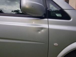 Paintball puskával, gumilövedékkel lőttek rá több autósra Budapesten 