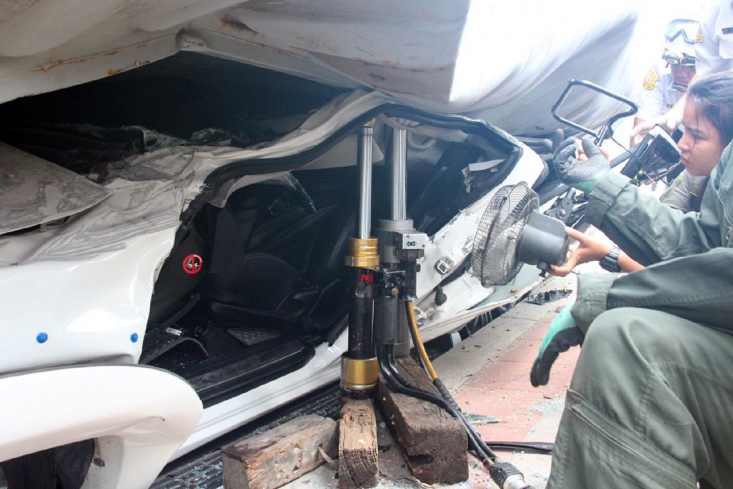 429664 | Vezess | Vezess