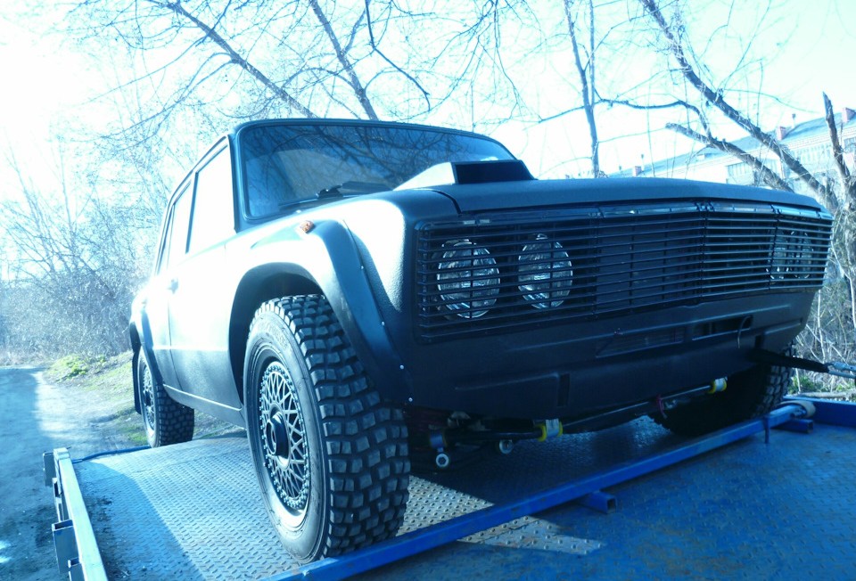 Menő fekete szörny lett a nagyapától ajándékba kapott Ladából 6 | Vezess Menő fekete szörny lett a nagyapától ajándékba kapott Ladából 6