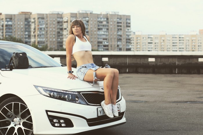 Falatnyi ruhák, női bájak, és polírozott karosszériák 7