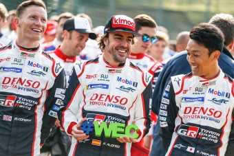 Alonso hat év után újra pole-on 
