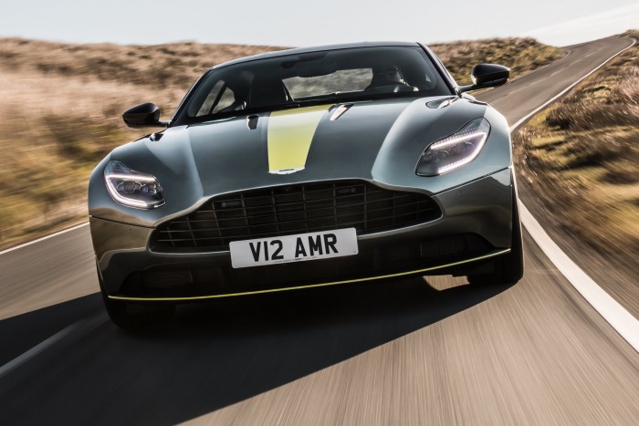 Új zászlóshajó az Aston Martintól 2