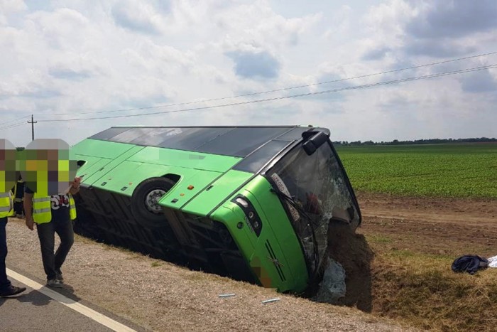 Ezt lehet most tudni a súlyos buszbalesettel kapcsolatban
