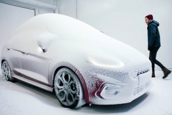 Minden időjárás előállítható a Ford tesztközpontjában