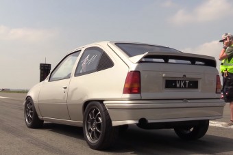 Ettől a Kadett-től egy Veyron is zavarba jönne