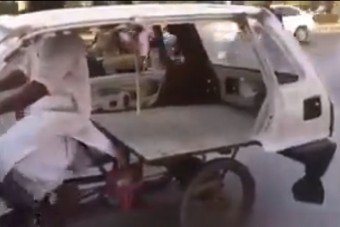 Az autóépítés új szintjére bukkantak Pakisztánban