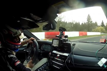 Így kenik az új BMW M5-ösnek a Nürburgringen