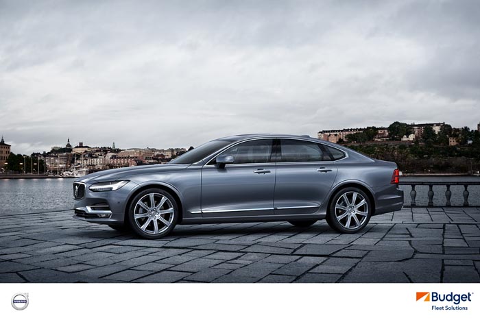 Céges autóval jutalmazni a jó munkaerőt? Igen! (X)