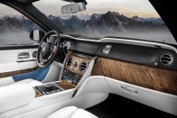 10 káprázatos fotón a Rolls-Royce terepjárója, és minden, amit csak tudni akarsz róla 17