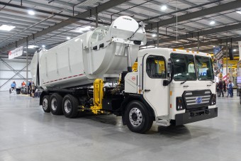 Hódító útjukra indultak az elektromos kukásautók