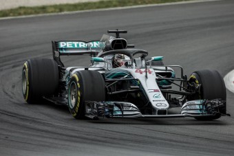 F1: Hamilton Barcelonában újra pole-on