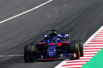 F1: Sosem bukott még ekkorát Hartley