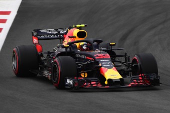 F1: Nőtt a Red Bull lemaradása