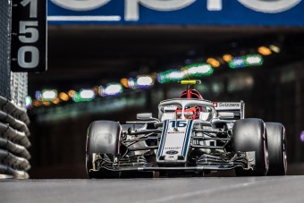 F1: A hazai pályán bukott nagyot az újonc