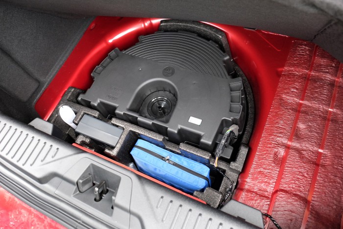 A sprinter és a terepfutó a Fordtól 9