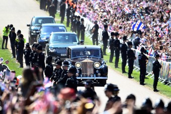 Ezek az autók vonultak a hercegi esküvőn