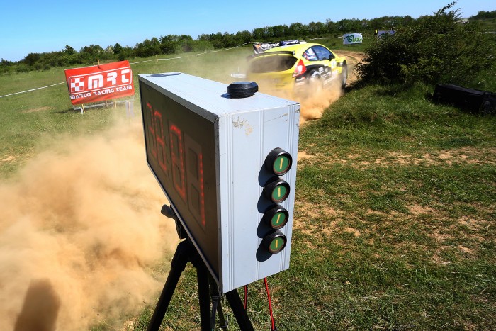 A hófehér A4-es laptól a főtéren felállított parc ferméig 3