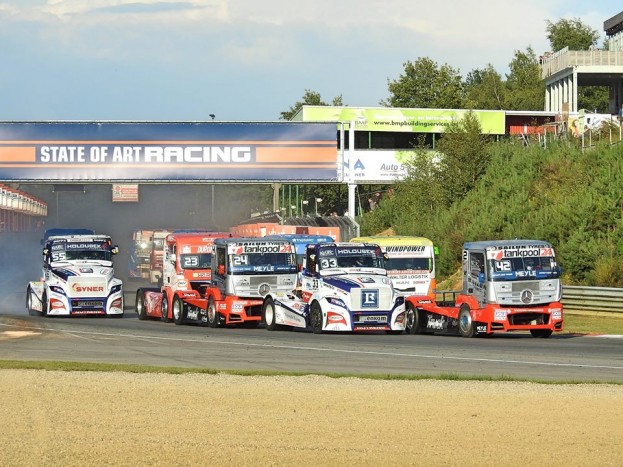 Öt ok, amiért imádjuk a kamionversenyeket 1