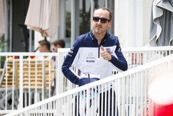 Kubica: Kínos volt, a Williams vezethetetlen