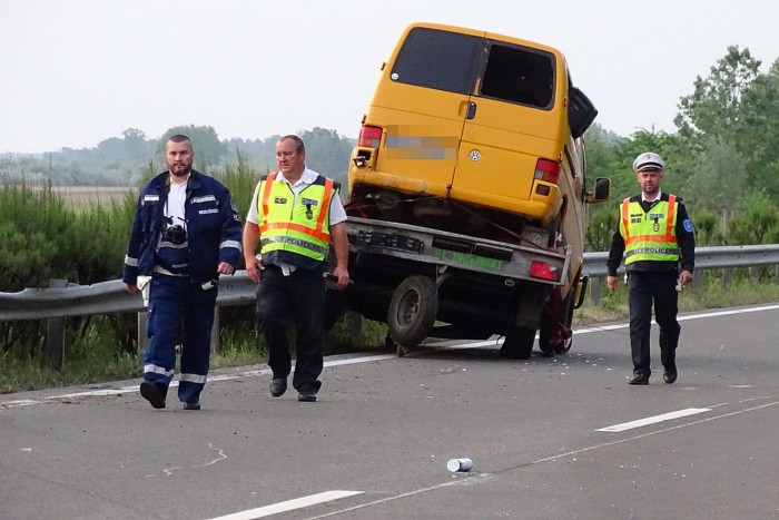 Képeken az M5-ösön történt baleset