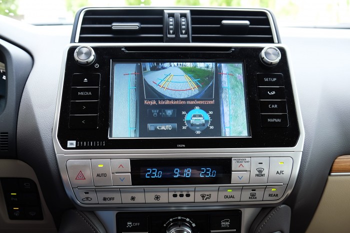 Ezzel akadj el, ha tudsz – Toyota Land Cruiser 11 Ezzel akadj el, ha tudsz – Toyota Land Cruiser 11