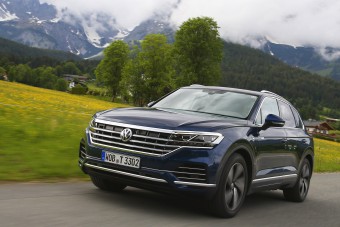 Nagyszínpad – Vezettük az új Volkswagen Touareget