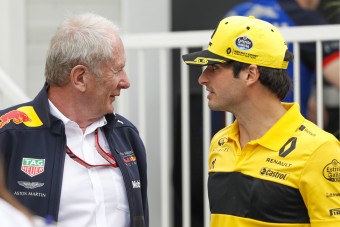 F1: A Red Bull üldözte Sainzot a McLarenhez