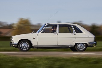 Renault 16 – Egy kézcsók finomságával
