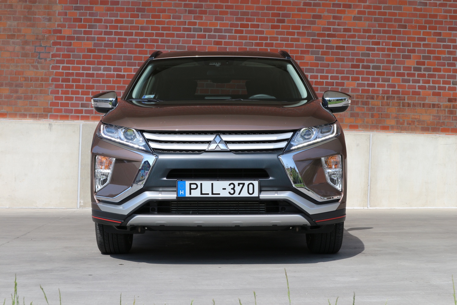 SUV-testbe zárt kupélélek 1