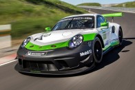 Ha kinőtted az utcai Porsche 911-est, akkor itt a GT3 R versenyautó! 11