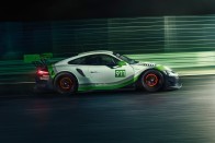 Ha kinőtted az utcai Porsche 911-est, akkor itt a GT3 R versenyautó! 13