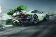 Ha kinőtted az utcai Porsche 911-est, akkor itt a GT3 R versenyautó! 14