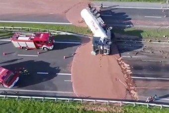 Folyékony csoki árasztott el egy egész sztrádát