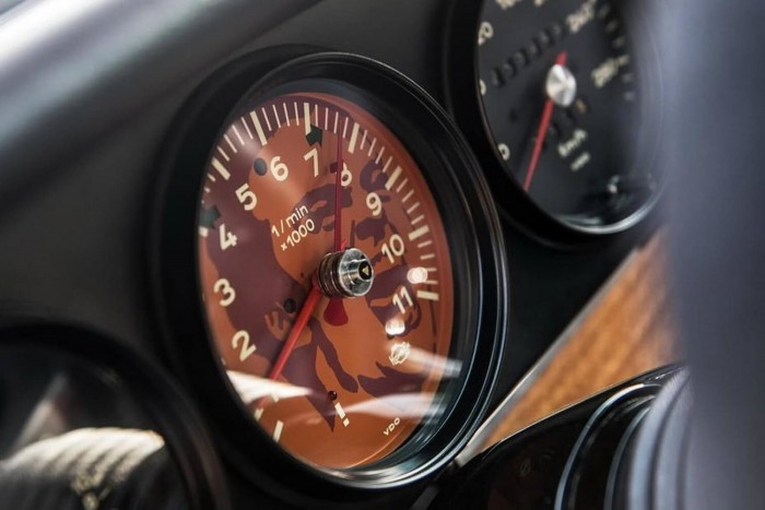 Könnyfakasztóan csodálatos a retrós ruhába öltöztetett Porsche 7 | Vezess Könnyfakasztóan csodálatos a retrós ruhába öltöztetett Porsche 7