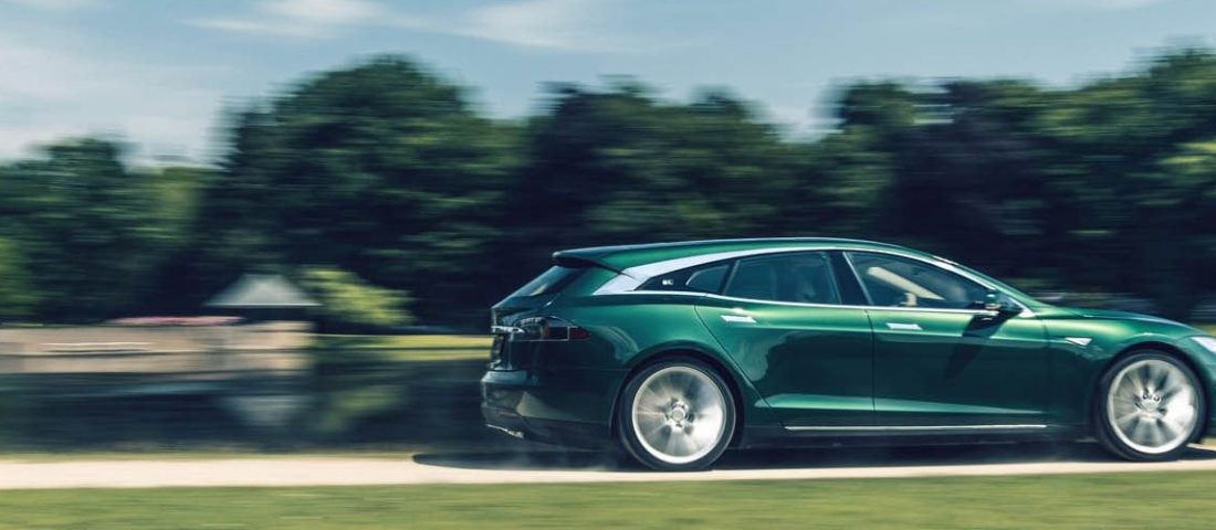 Itt a kombi Tesla Model S, amire már sokan vártak