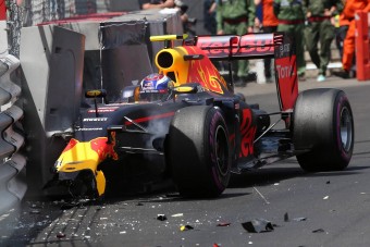 F1: Kizárt, hogy Verstappent lefokozzák