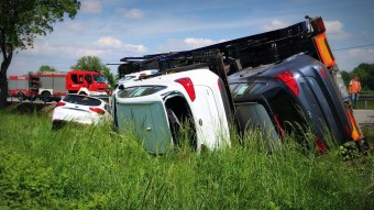 Kivédhetetlen horrorbaleset egy lengyel autóúton