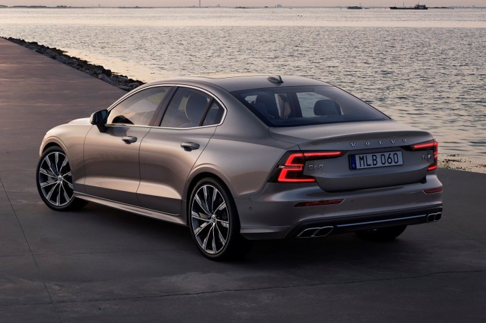 Megérkezett a Volvo új sportszedánja 21