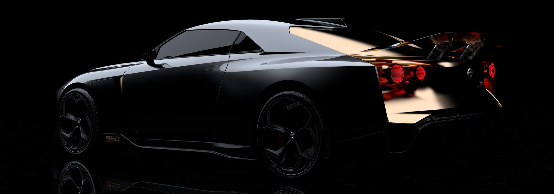 Aranyozott Nissan GT-R az Italdesigntól 9