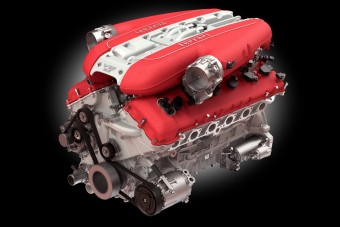 Elképesztő díjeső a Ferrarinál